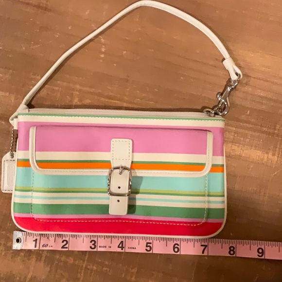 Coach Spring Wristlet - Picture 7 of 8